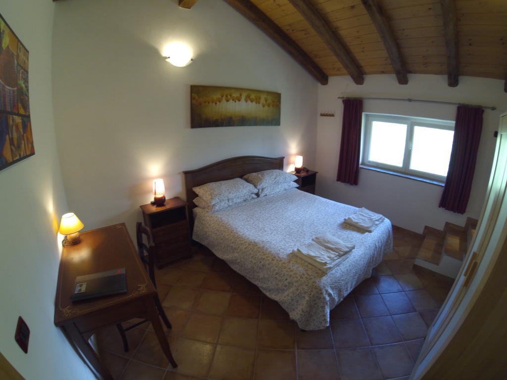 Al Campo Di Sotto Bed & Breakfast Buia Chambre photo