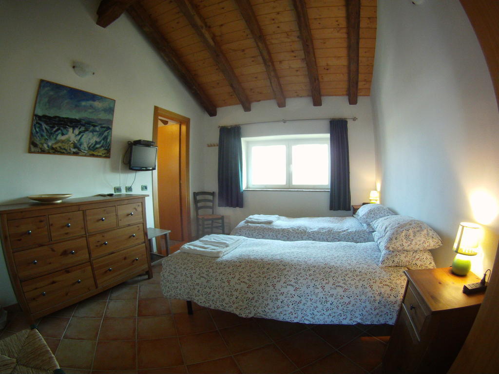 Al Campo Di Sotto Bed & Breakfast Buia Extérieur photo