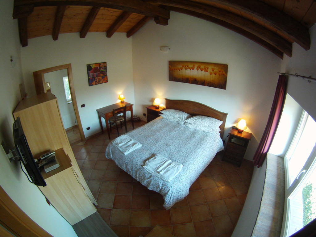 Al Campo Di Sotto Bed & Breakfast Buia Extérieur photo